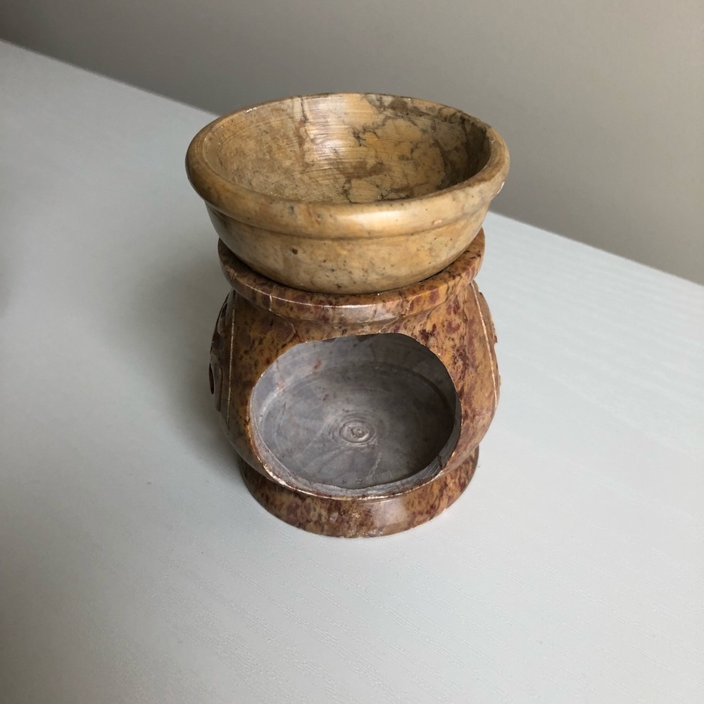 BRAND NEW essential oil burner - Picture 4 of 5